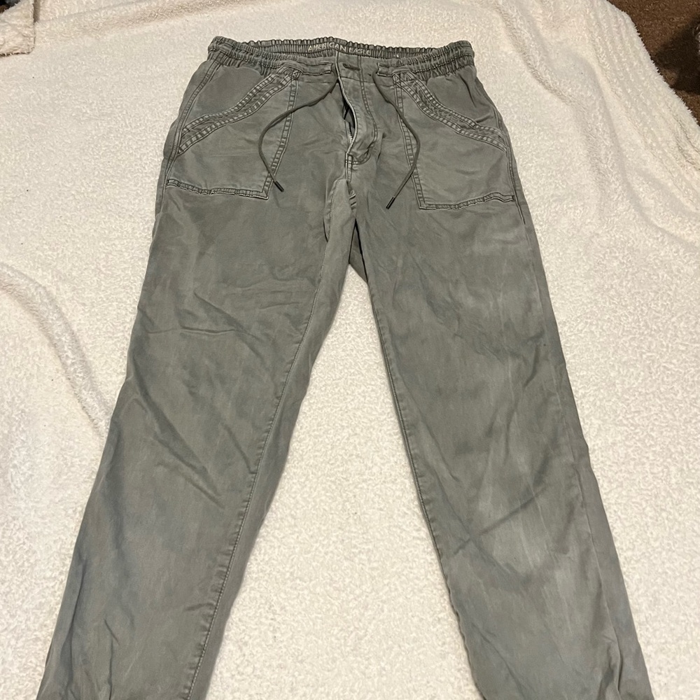 American Eagle army green pants. Size 12 regular